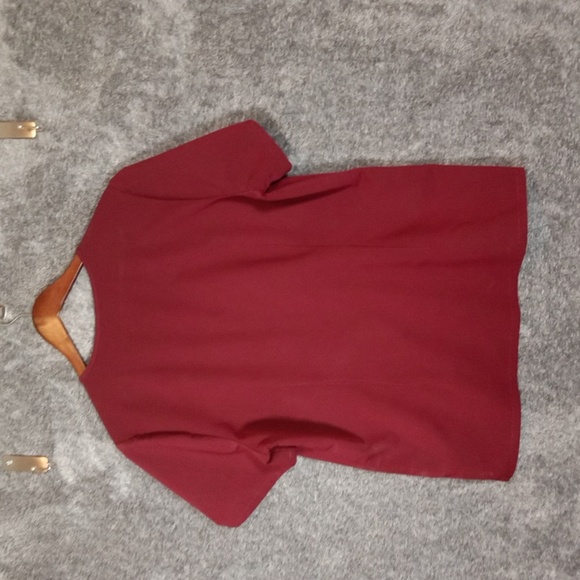Figs Technical Collection V-Neck Top One Pocket Catarina Burgundy Size Xl Women - Picture 3 of 9